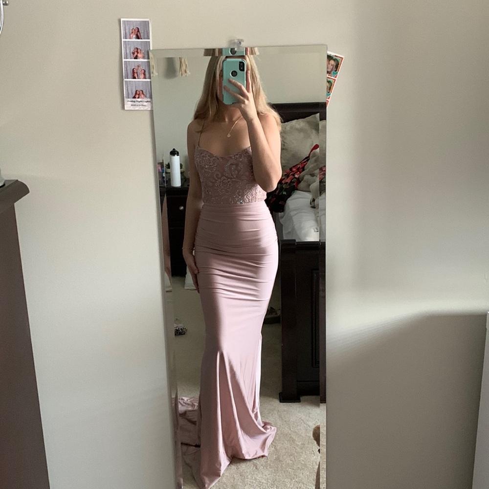 La Femme size 0 light pink floor length prom dress